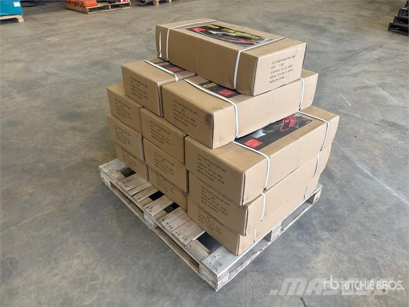 Quantity of (12) BYT FLOJK035 3.5 ton Floor Jack Other