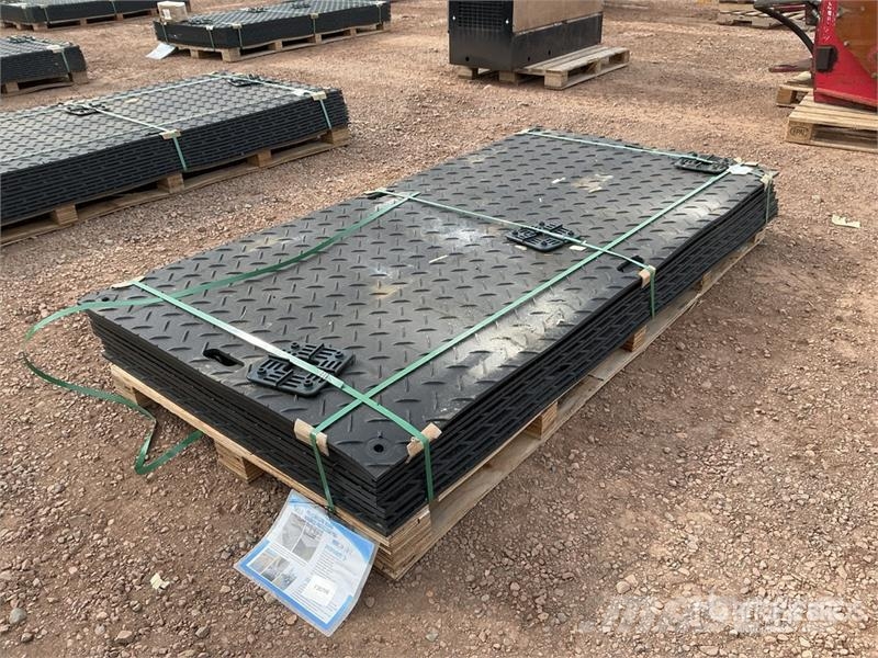  Quantity of (12)  SKLP SK-LJB12 94 in x 47 in Poly معدات النقل - غير ذلك