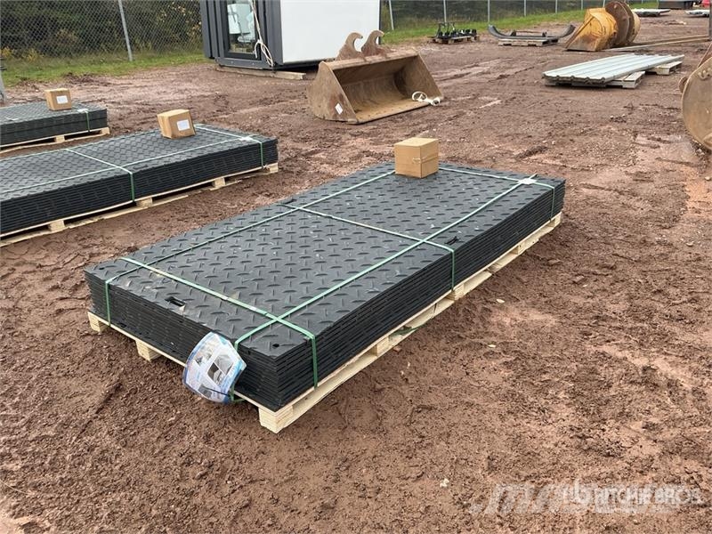  Quantity of (12)  SKLP SK-LJB12 94 in x 47 in Poly Urbšanas iekārtu piederumi un rezerves daļas