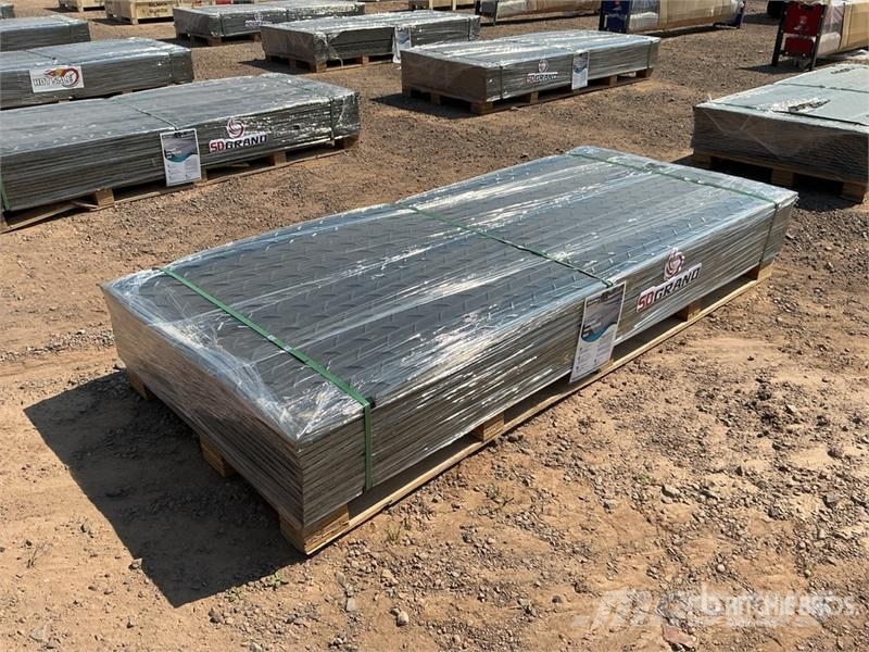 Quantity of (15) FPM 41 in x 94 in Ground Protect Ostale kargo komponente