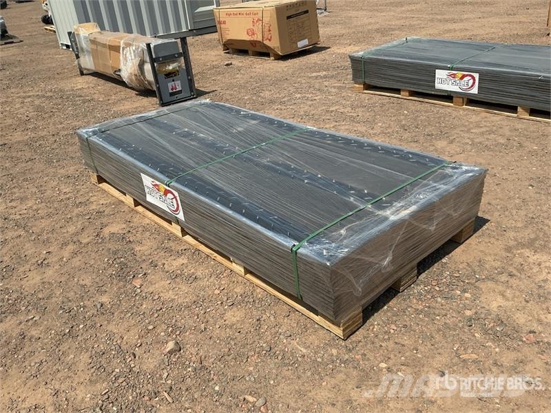 Quantity of (15) FPM 41 in x 94 in Ground Protect Ostale kargo komponente