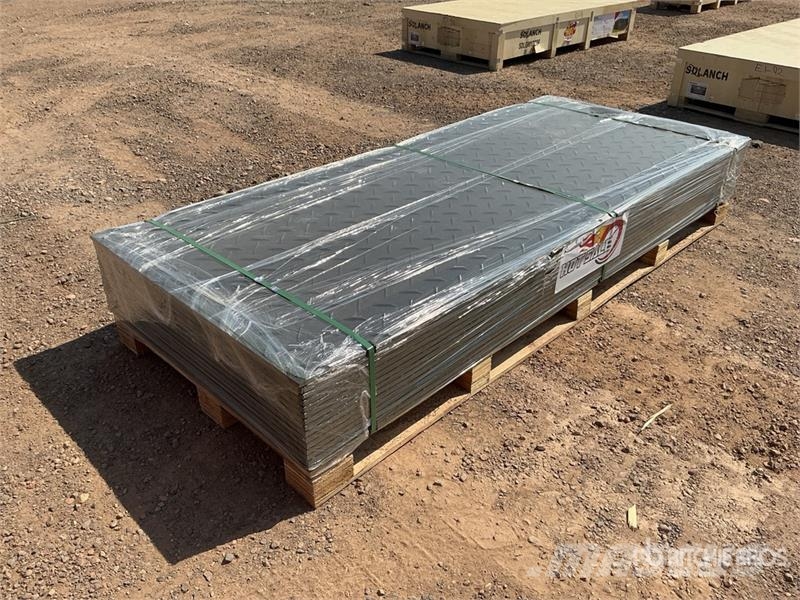 Quantity of (15) FPM 41 in x 94 in Ground Protect Ostale kargo komponente