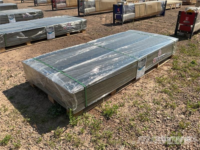Quantity of (15) FPM 41 in x 94 in Ground Protect Ostale kargo komponente