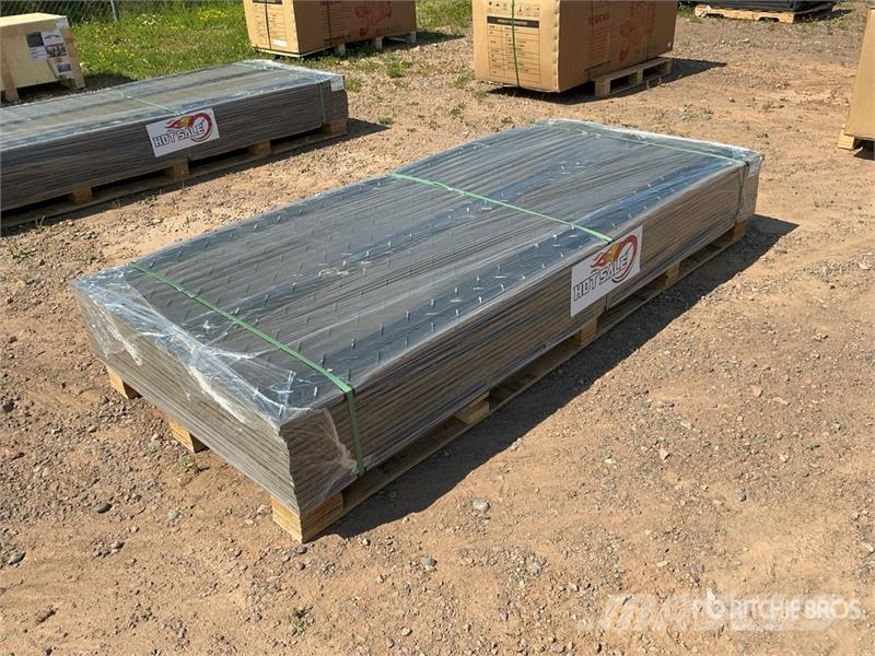 Quantity of (15) FPM 41 in x 94 in Ground Protect Ostale kargo komponente