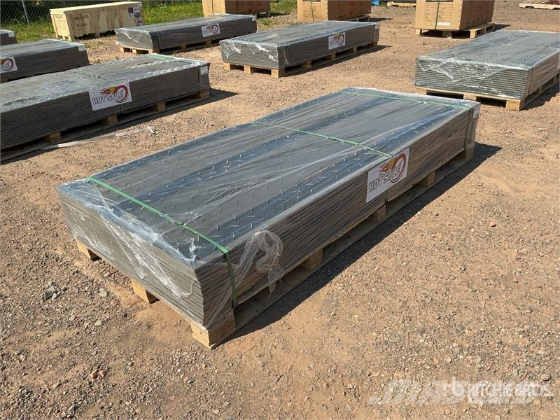 Quantity of (15) FPM 41 in x 94 in Ground Protect Ostale kargo komponente