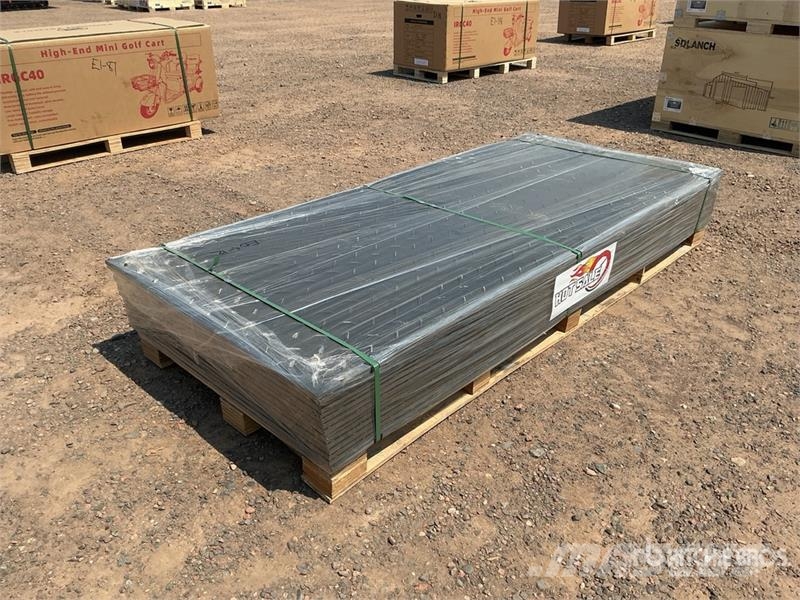 Quantity of (15) FPM 41 in x 94 in Ground Protect Ostale kargo komponente