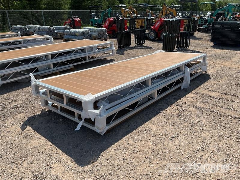  Quantity of (2)  BYT BDF412 4 ft x 12 ft Aluminum  Další