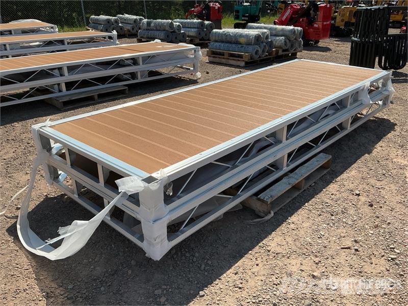  Quantity of (2)  BYT BDF412 4 ft x 12 ft Aluminum  Další