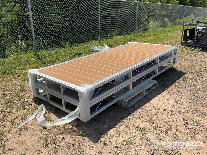  Quantity of (2)  BYT BDF410 4 ft x 10 ft Aluminum  Další