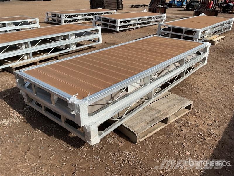  Quantity of (2)  BYT BDF410 4 ft x 10 ft Aluminum  Egyéb mezőgazdasági gépek
