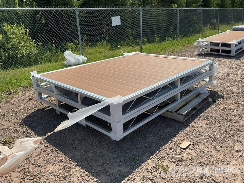  Quantity of (2)  BYT BDF6 6 ft x 8 ft Aluminum Boa Další