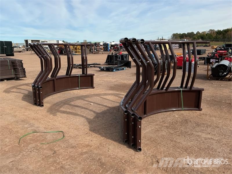  Quantity of (2)  BYT MGFF84 84 in Magnum Prairie F Animal feeders