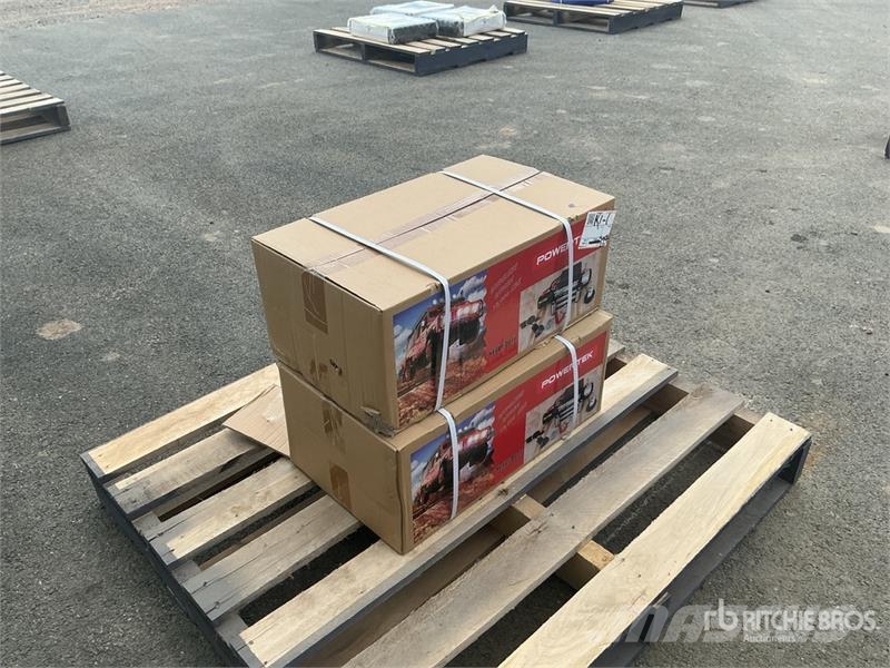 Quantity of (2)  Powertek WW13000 13000 lb Winch ( Lyftblock, vinschar och materialhissar