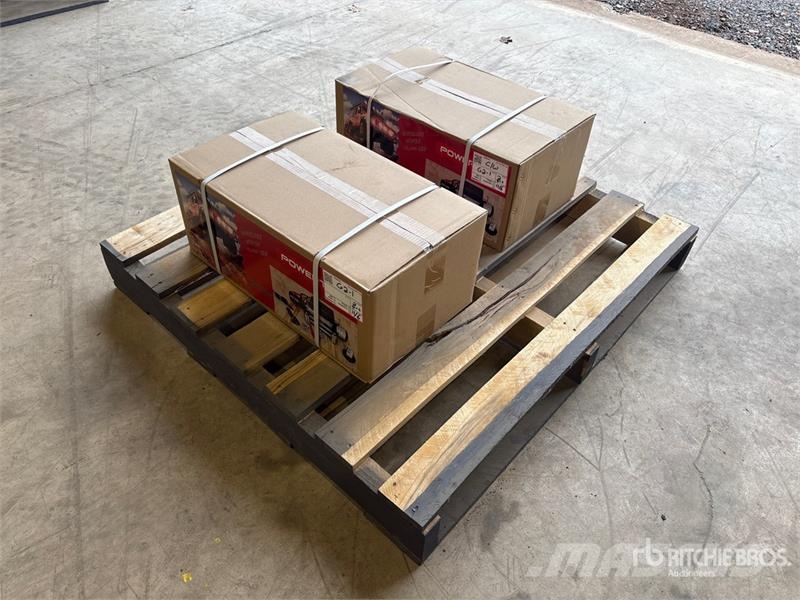  Quantity of (2)  Powertek WW13000 13000 lb Winch ( Montacargas y elevadores de material