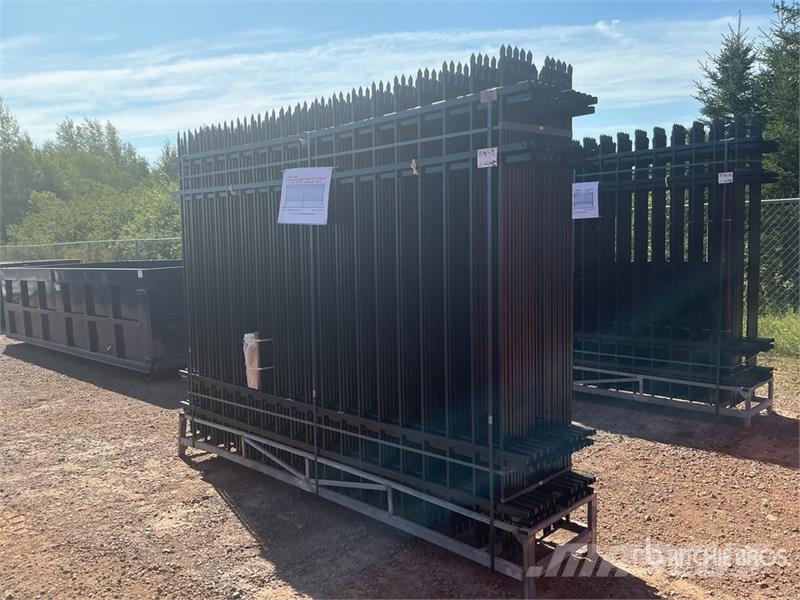 Quantity of (20) 10 ft x 7 ft Powder Coated Fencin Zäune und Zubehör