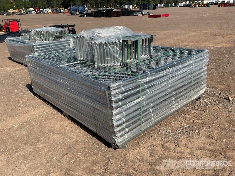 Quantity of (20) 7 ft 5 in x 6 ft Chain Link Tempo Drugi deli