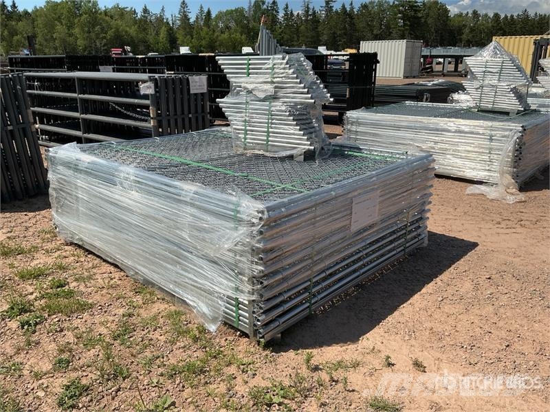 Quantity of (20) 7 ft 5 in x 6 ft Chain Link Tempo Drugi deli