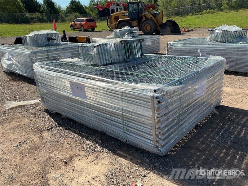 Quantity of (20) 7 ft 5 in x 6 ft Chain Link Tempo Drugi deli