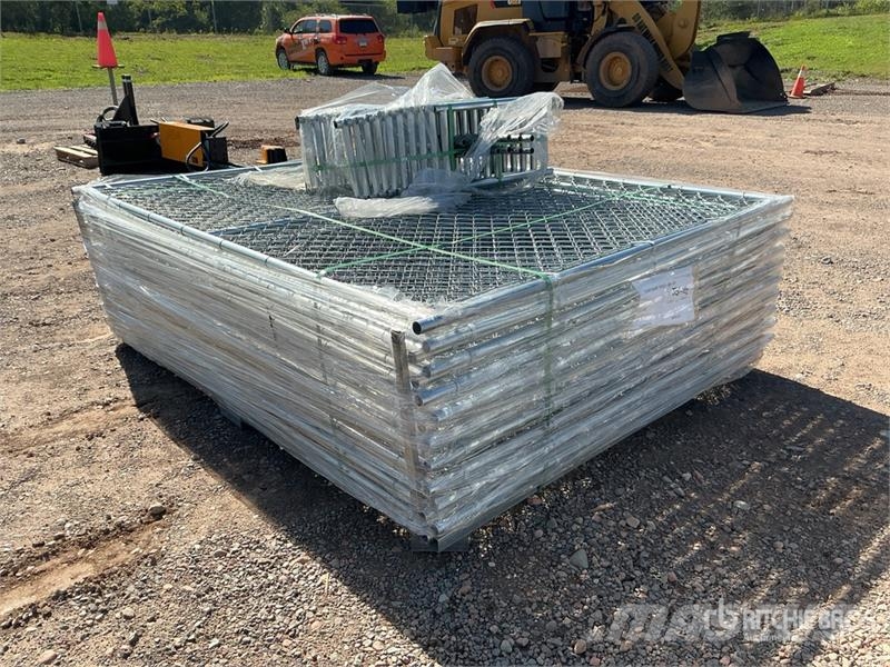 Quantity of (20) 7 ft 5 in x 6 ft Chain Link Tempo Drugi deli