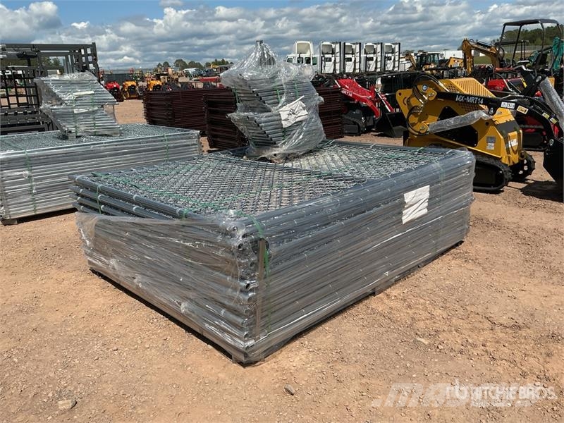 Quantity of (20) 7 ft 5 in x 6 ft Chain Link Tempo Drugi deli