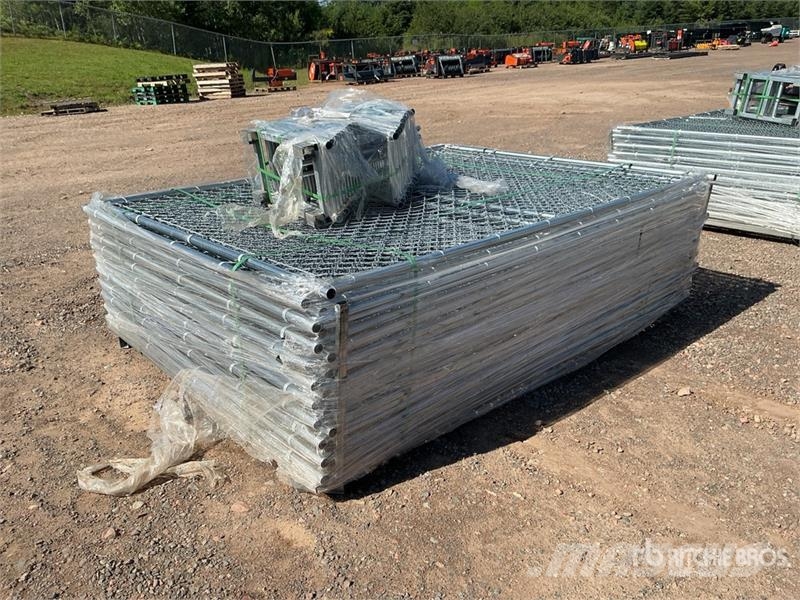 Quantity of (20) 7 ft 5 in x 6 ft Chain Link Tempo Drugi deli