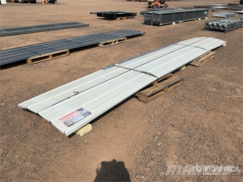 Quantity of (20) White Metal Roof Panels (Unused) Gervės, keltuvai ir medžiagų kėlimo įranga