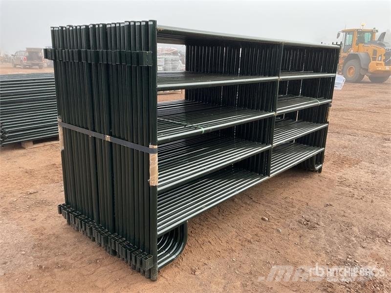 Quantity of (24) 9 ft 6 in Ranch Livestock Panel ( Оборудование для животноводческих ферм