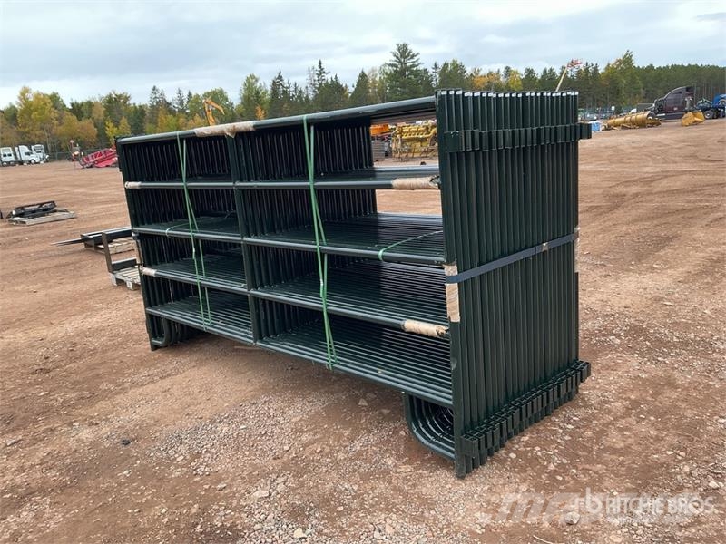  Quantity of (24)  BYT MDRP96 9 ft 6 in Ranch Lives Weitere Viehgeräte