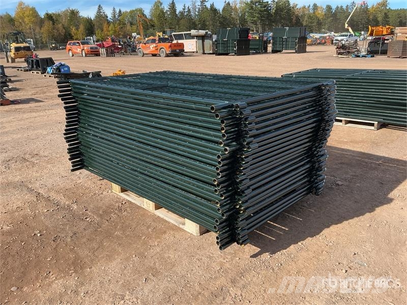 Quantity of (24) BYT MSPP07 7 ft Mesh Sheep Lives Other livestock machinery and accessories