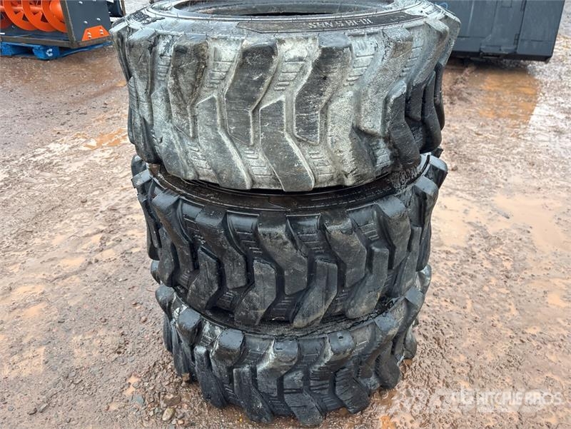  Quantity of (3) 10-16.5 Tires 轮胎、车轮、轮圈