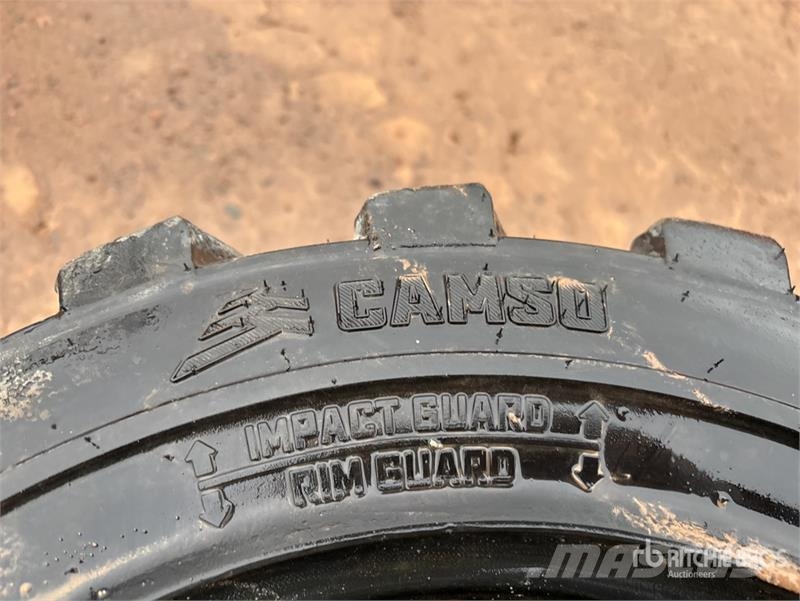 Quantity of (3) 10-16.5 Tires 轮胎、车轮、轮圈