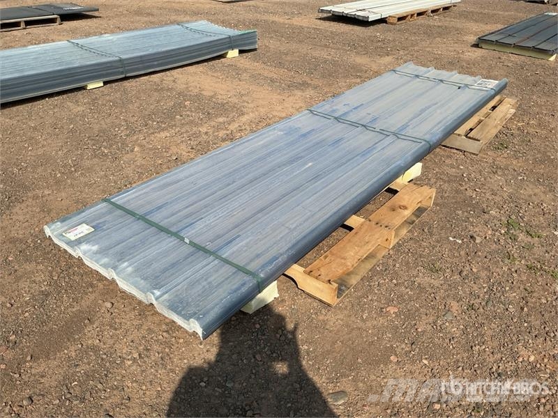 Quantity of (30) Clear Corrugated Polycarbonate Ro Gervės, keltuvai ir medžiagų kėlimo įranga