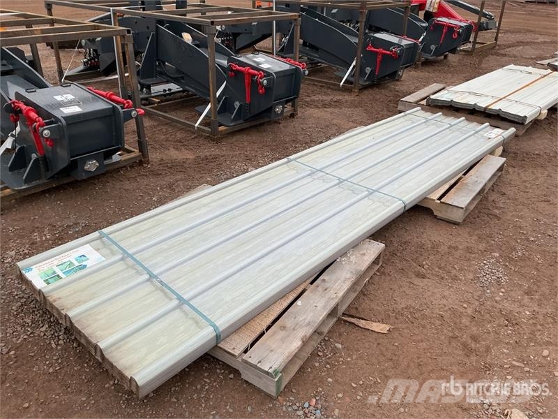 Quantity of (30) Clear Corrugated Polycarbonate Ro Verricelli, paranchi e sollevatori per materiali