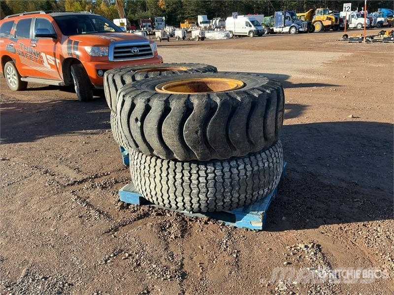 Quantity of (4) 17.5R25 Tires - Fits John Deere Lo Roti
