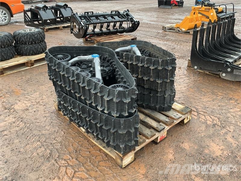  Quantity of (4)  Camso Tracks - Fits ATV T4S مكونات أخرى