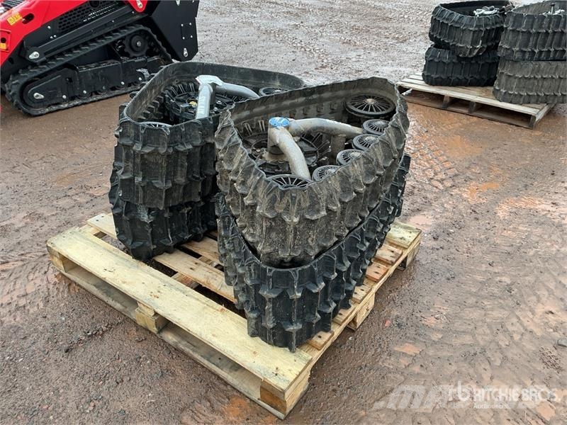  Quantity of (4)  Camso Tracks - Fits ATV T4S مكونات أخرى