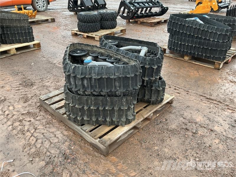  Quantity of (4)  Camso Tracks - Fits ATV X4S مكونات أخرى