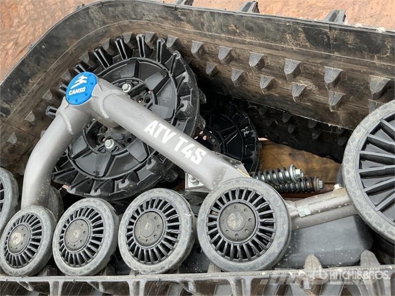  Quantity of (4)  Camso Tracks - Fits ATV T4S مكونات أخرى