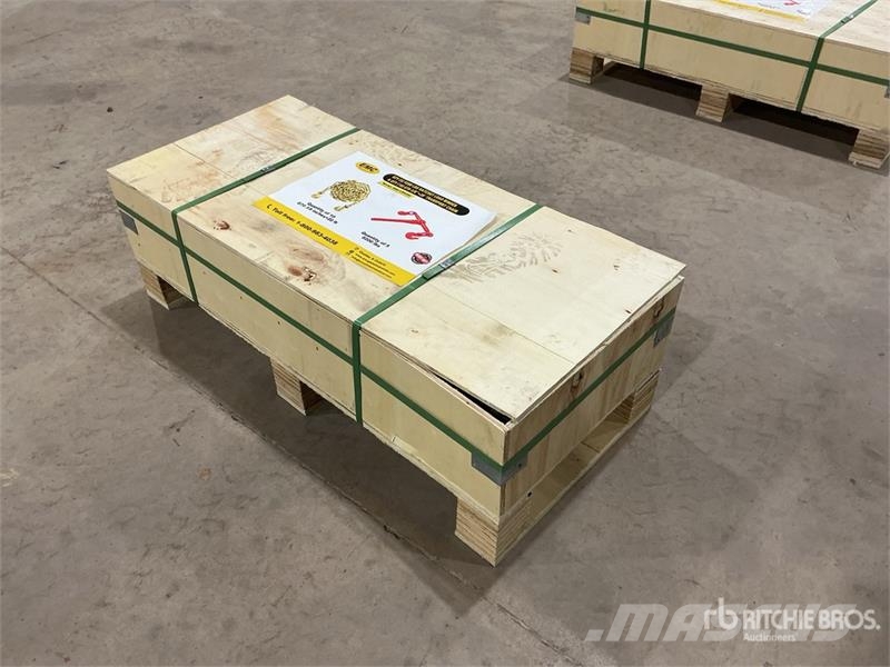 Quantity of (5) EMC LB9200 9200 lb Ratchet Binder Andre komponenter