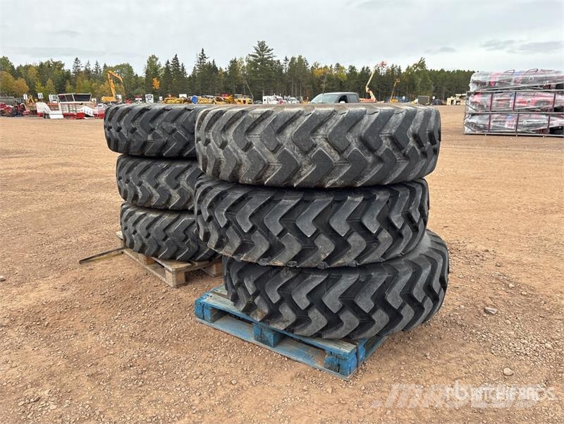 Quantity of (6) 14.00R24 Tires Gume, kotači i naplatci