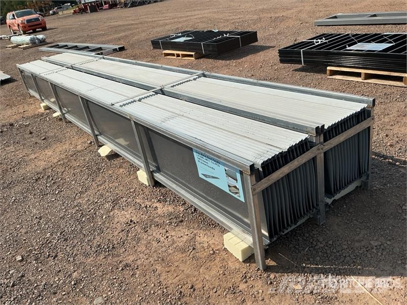 Quantity of (60) 17.7 in x 19.69 ft Grey Metal Roo Gervės, keltuvai ir medžiagų kėlimo įranga