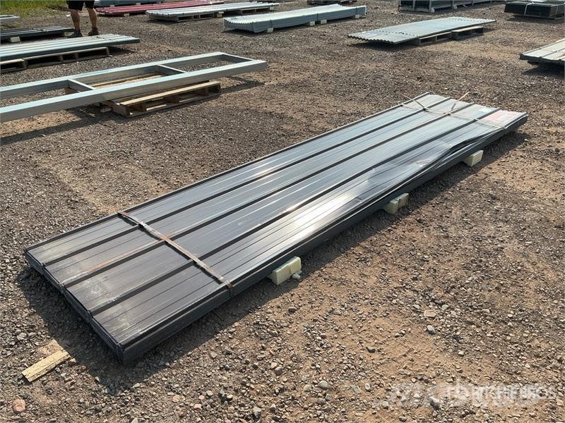 Quantity of (70) 12ft x 3ft Brown Metal Roof/Wall Csörlők, emelőberendezések és anyagmozgató liftek