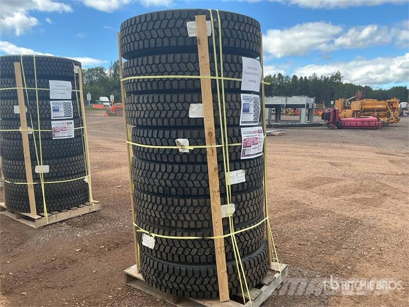 Quantity of (8) 11R22.5 Snow Traction Retread Tire Tyres, wheels and rims
