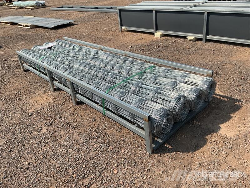 Quantity of (8) 164 ft x 4 ft 9 in Galvanized Hot- Zäune und Zubehör