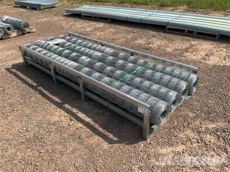 Quantity of (8) 164 ft x 3 ft 9 in Galvanized Hot- Zäune und Zubehör
