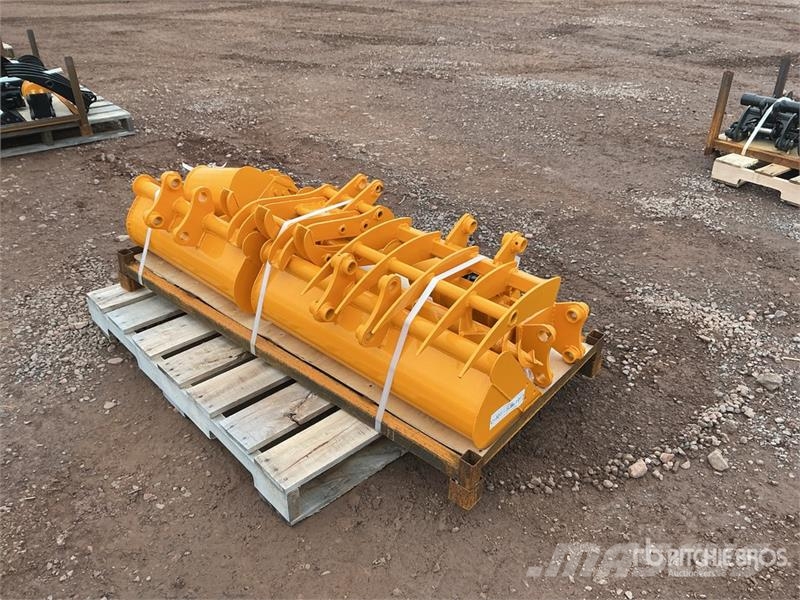 Quantity of (8) GIYI Cat 301 GYA-8 Mini Excavator Outros componentes