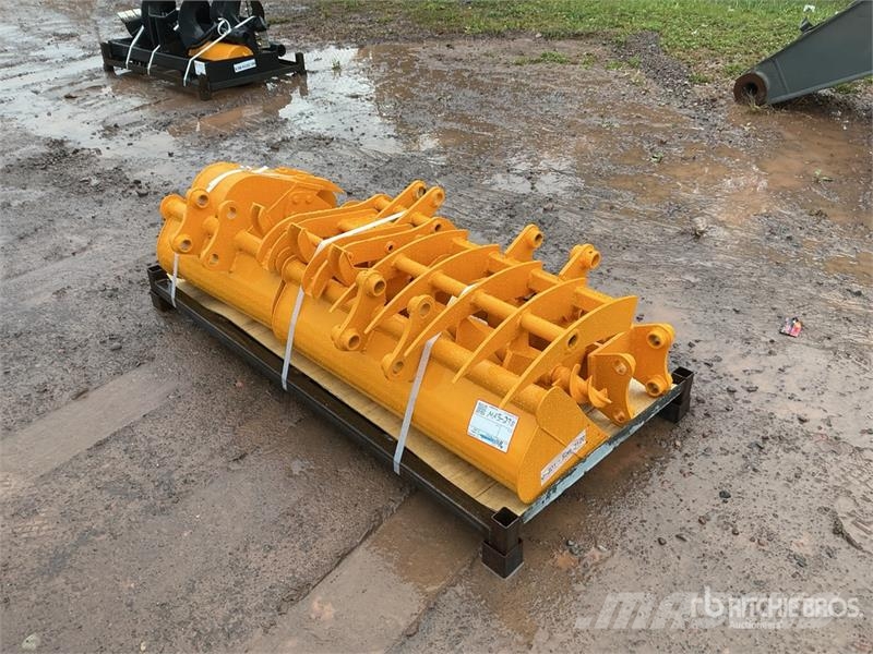  Quantity of (8)  GIYI Cat 301 GYA-8 Mini Excavator Otros componentes