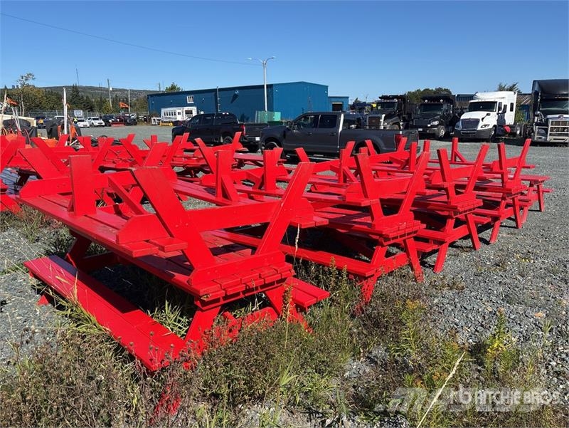 Quantity of (8) Picnic Table Costruzioni - Altro