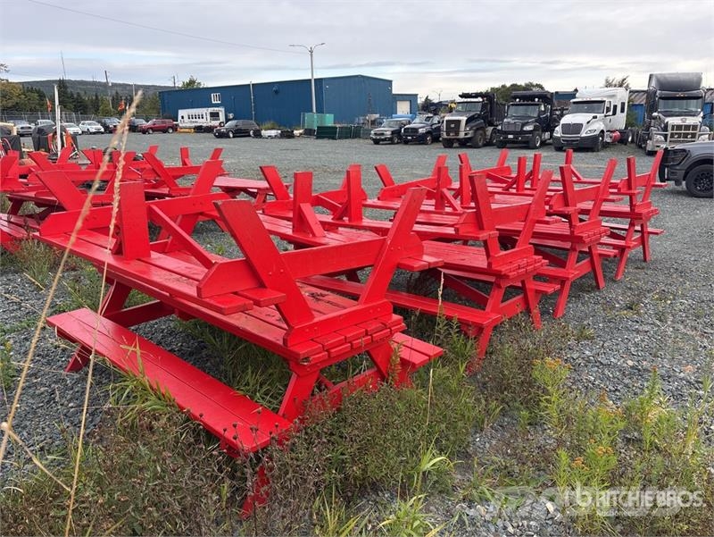 Quantity of (8) Picnic Table Építőipar - Egyebek