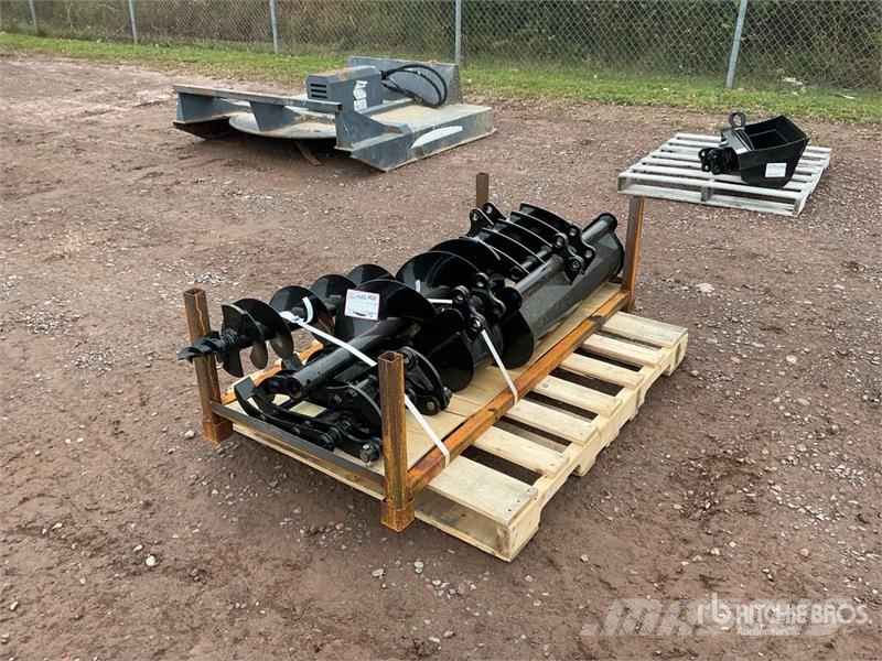  Quantity of (8)  VICSEC VCA-8 Mini Excavator Attac Outros componentes